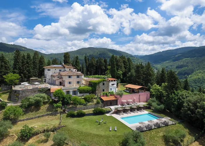 Κατάλυμα σε φάρμα Podere Castellare *