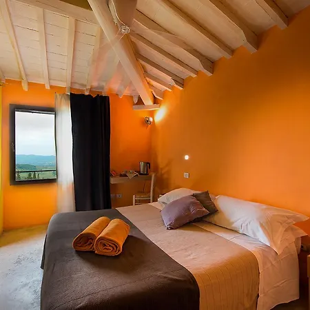 Farm stay Podere Castellare *