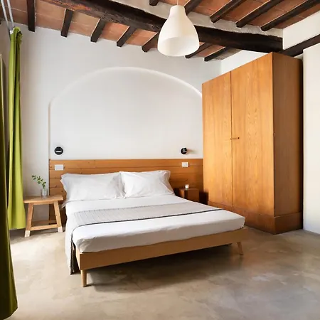 Podere Castellare Farm stay *